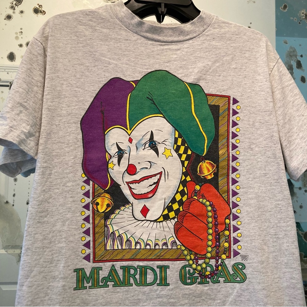 Vintage 90s Mardi Gras Jester Clown Single Stitch Heather Gray Made in USA Tee